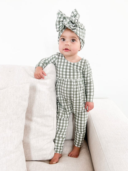 Christmas-Magnolia Jumper